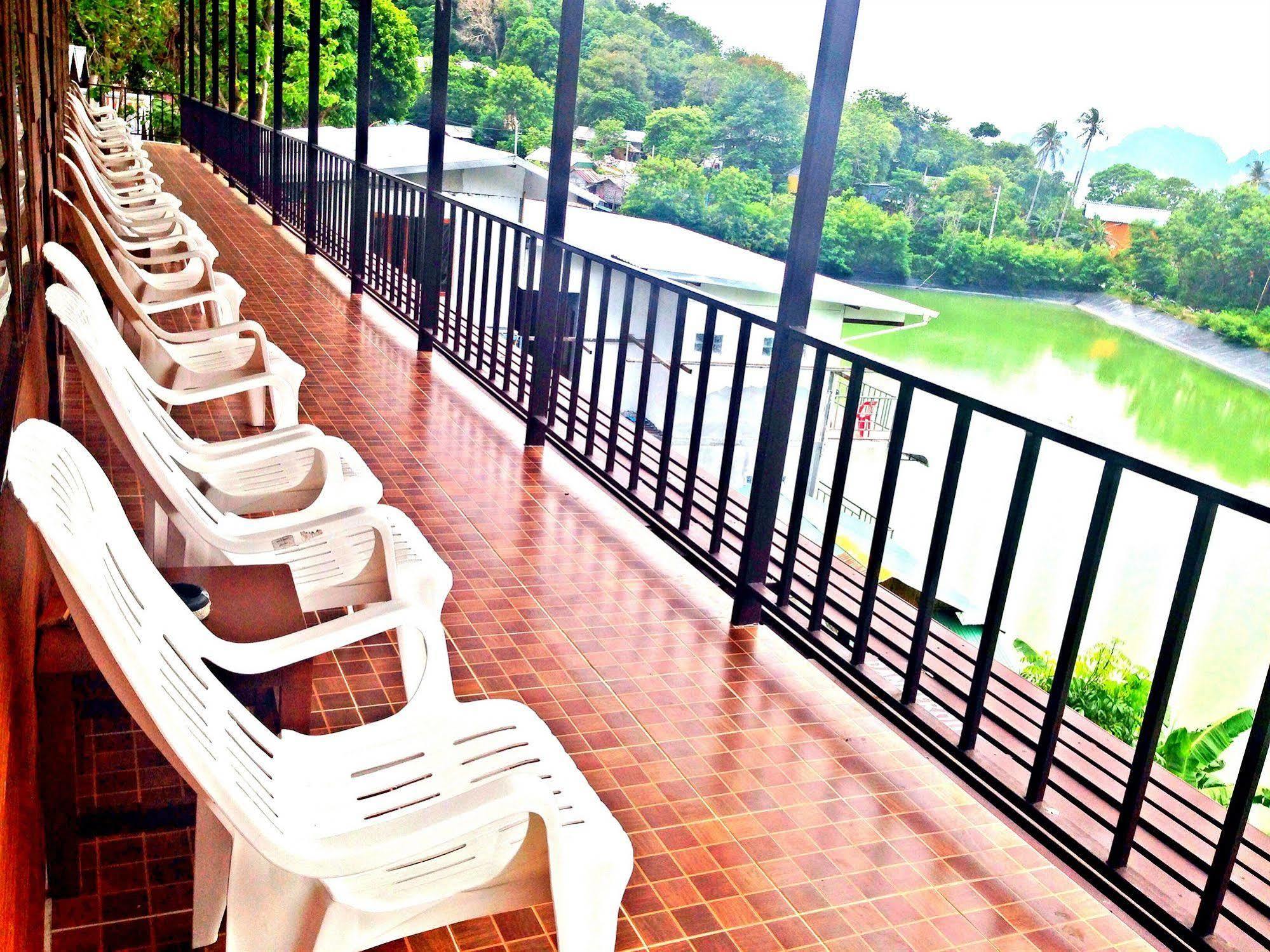Tapear Resort Phi Phi Adaları Dış mekan fotoğraf